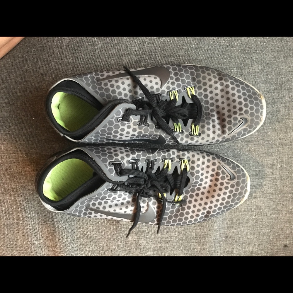 Nike tennis shoes
